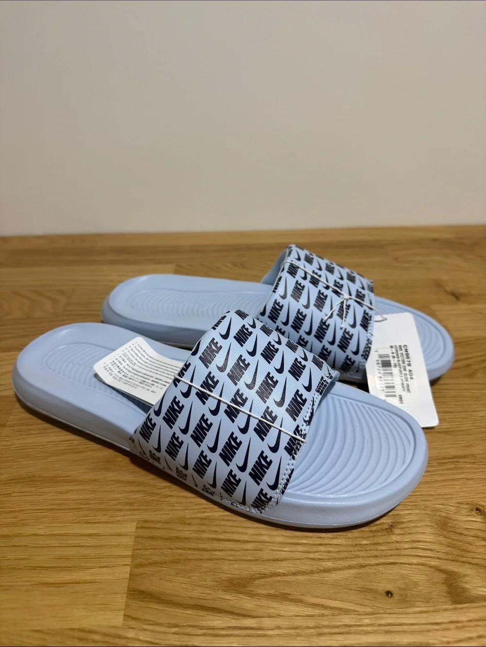 Nike Victori One Slide